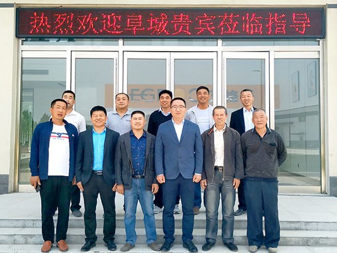 艾格多岐伯基地—5月6日迎來(lái)河北阜城養(yǎng)殖貴客參觀(guān)指導(dǎo)